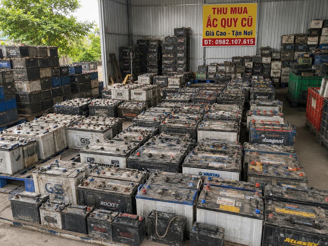 Thu Mua Ắc Quy Cũ Giá Cao, Báo Giá Nhanh Chỉ 5P
